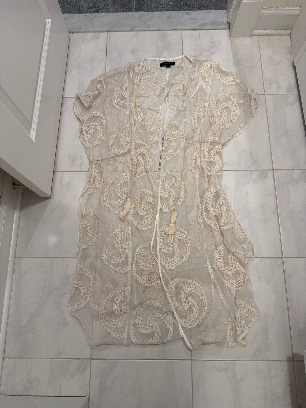 Never Worn Dance & Marvel Kimono 💞